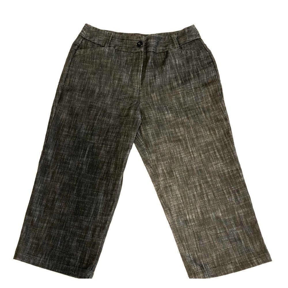 Larry Levine stretch grey women’s capris